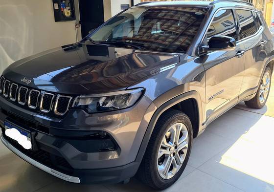 JEEP COMPASS 1.3 T270 TURBO FLEX LONGITUDE AT6 JEEP COMPASS 1.3 T270 TURBO FLEX LONGITUDE AT6